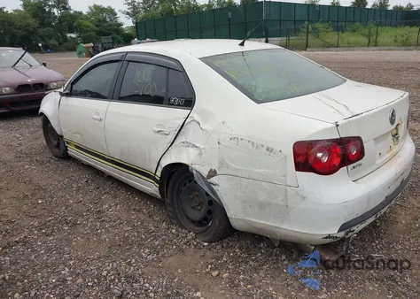 2008 Volkswagen Jetta S z USA, uszkodzony, nr VIN 3VWJM71K68M184898